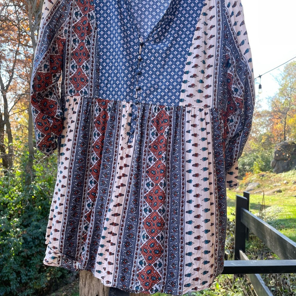 En Crème Bohemian Patchwork Blouse - Picture 3 of 8